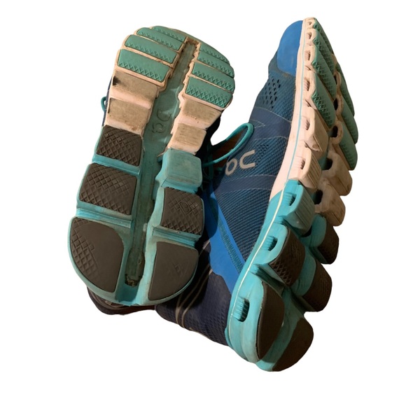 On Running blue lace up sneakers shoes women's size 11 READ DESCRIPTION On Cloud - Picture 5 of 8